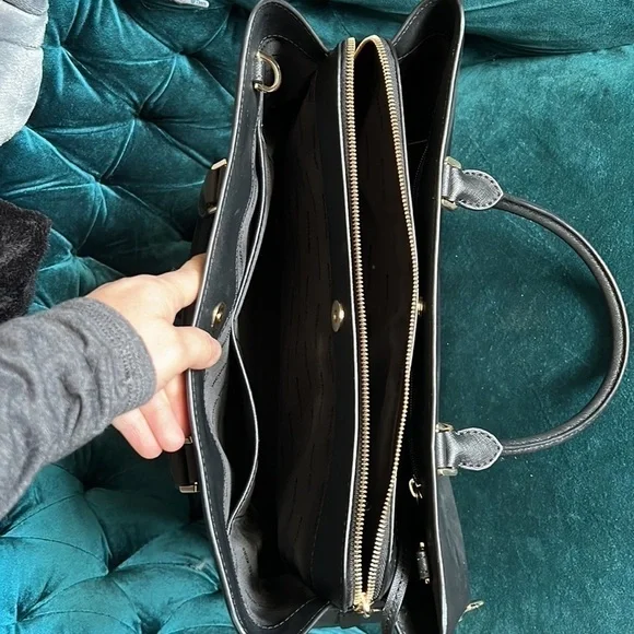 MICHAEL Kors Black Savannah Large Saffiano Leather Satchel - like new - Picture 3 of 9